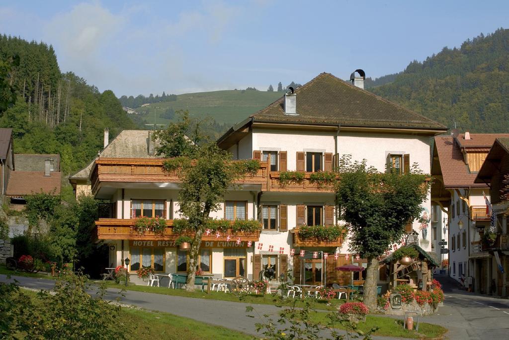 Hotel De L'Union Lullin Buitenkant foto
